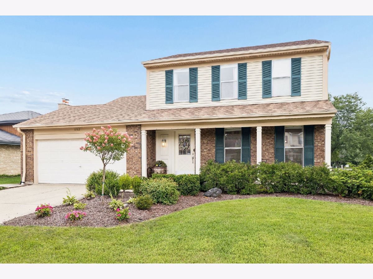  For Sale Downers Grove Illinois, 1712 Borman Place