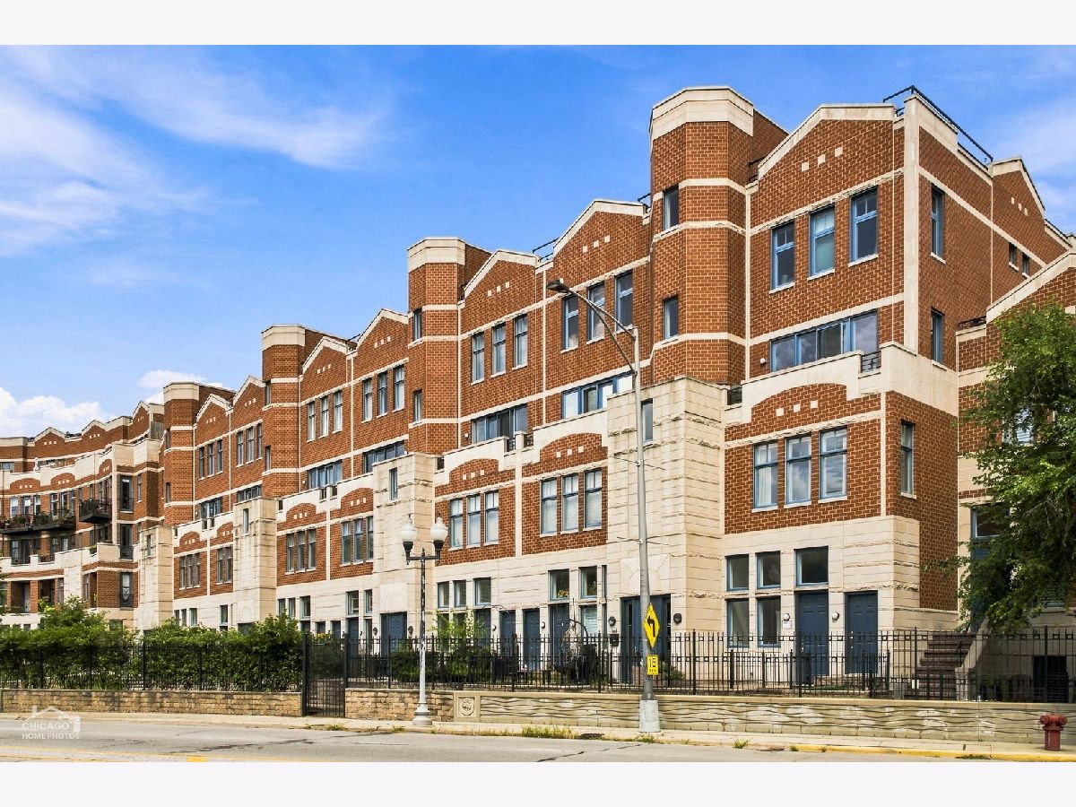  For Sale Chicago Illinois, 7768 Sheridan Road