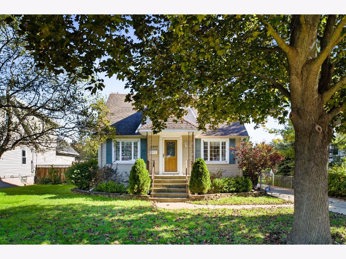  For Sale Melrose Park Illinois, 2249 Hawthrone Avenue