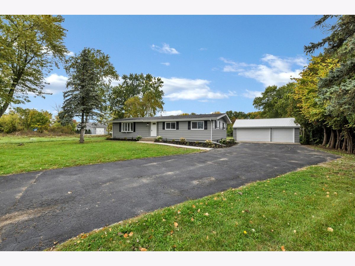  For Sale Antioch Illinois, 42340 Addison Lane