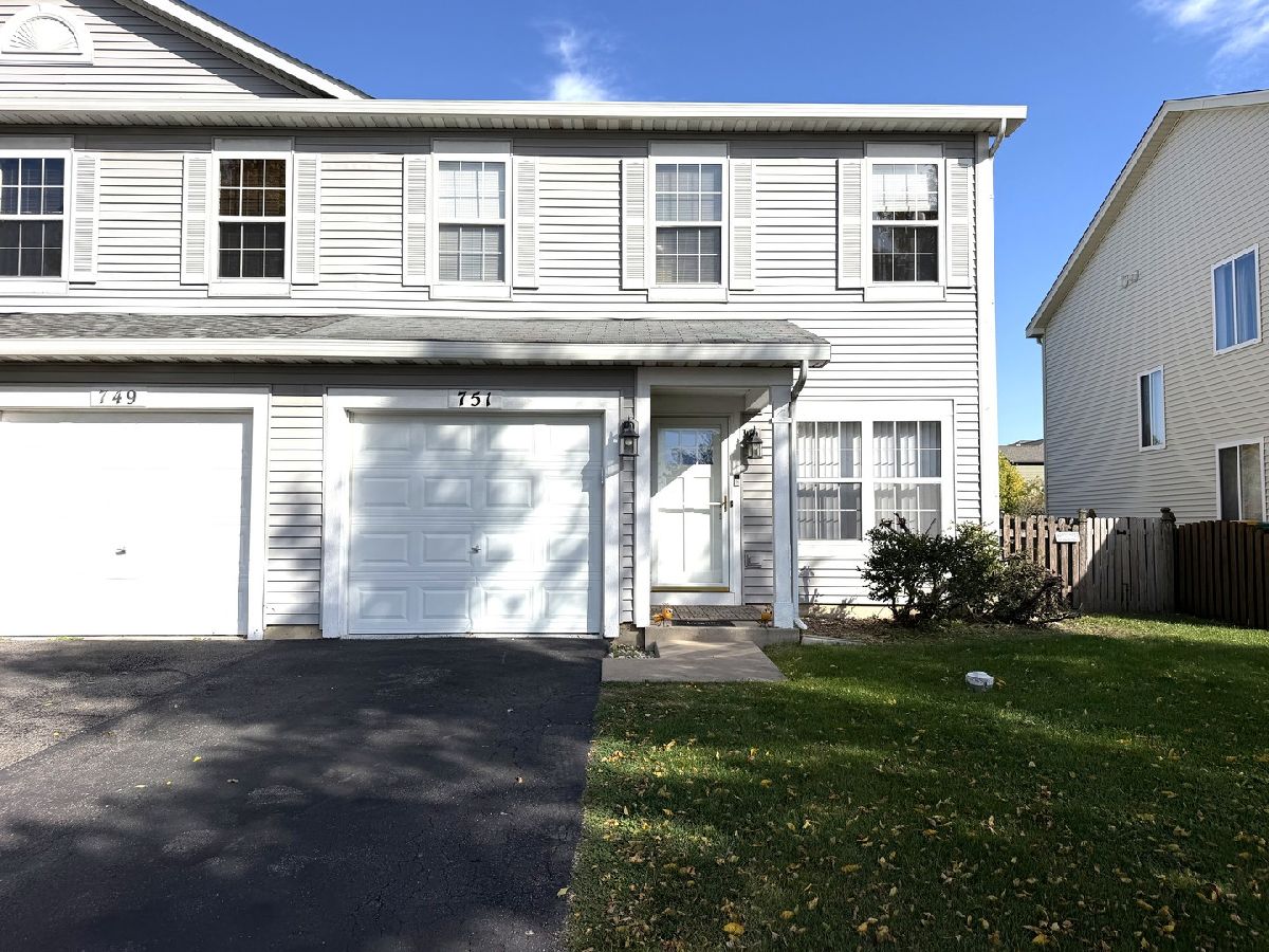  For Sale Romeoville Illinois, 751 Zachary Drive