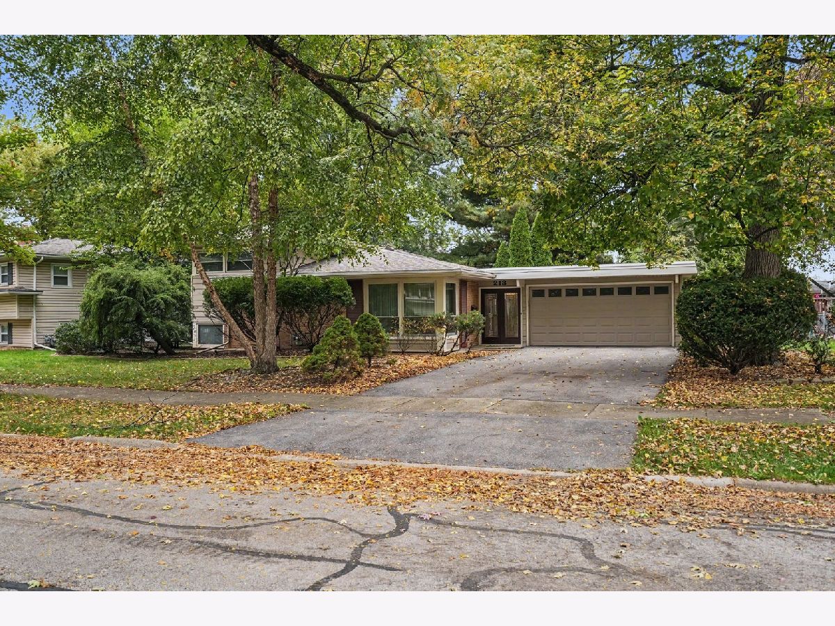  For Sale Naperville Illinois, 213 Triton Lane
