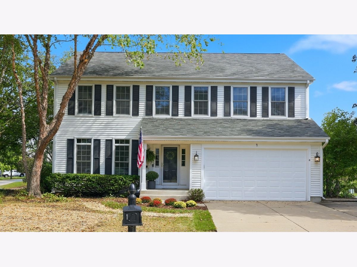 Homes & Townhomes For Sale Willoughby Farms Algonquin Illinois, 1 Fernwood Court