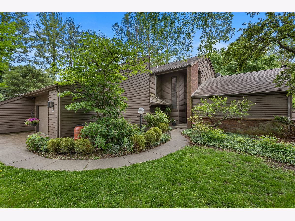  For Sale Champaign Illinois, 905 Barclay Court