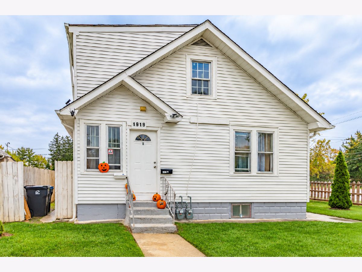  For Sale North Chicago Illinois, 1919 16th Street