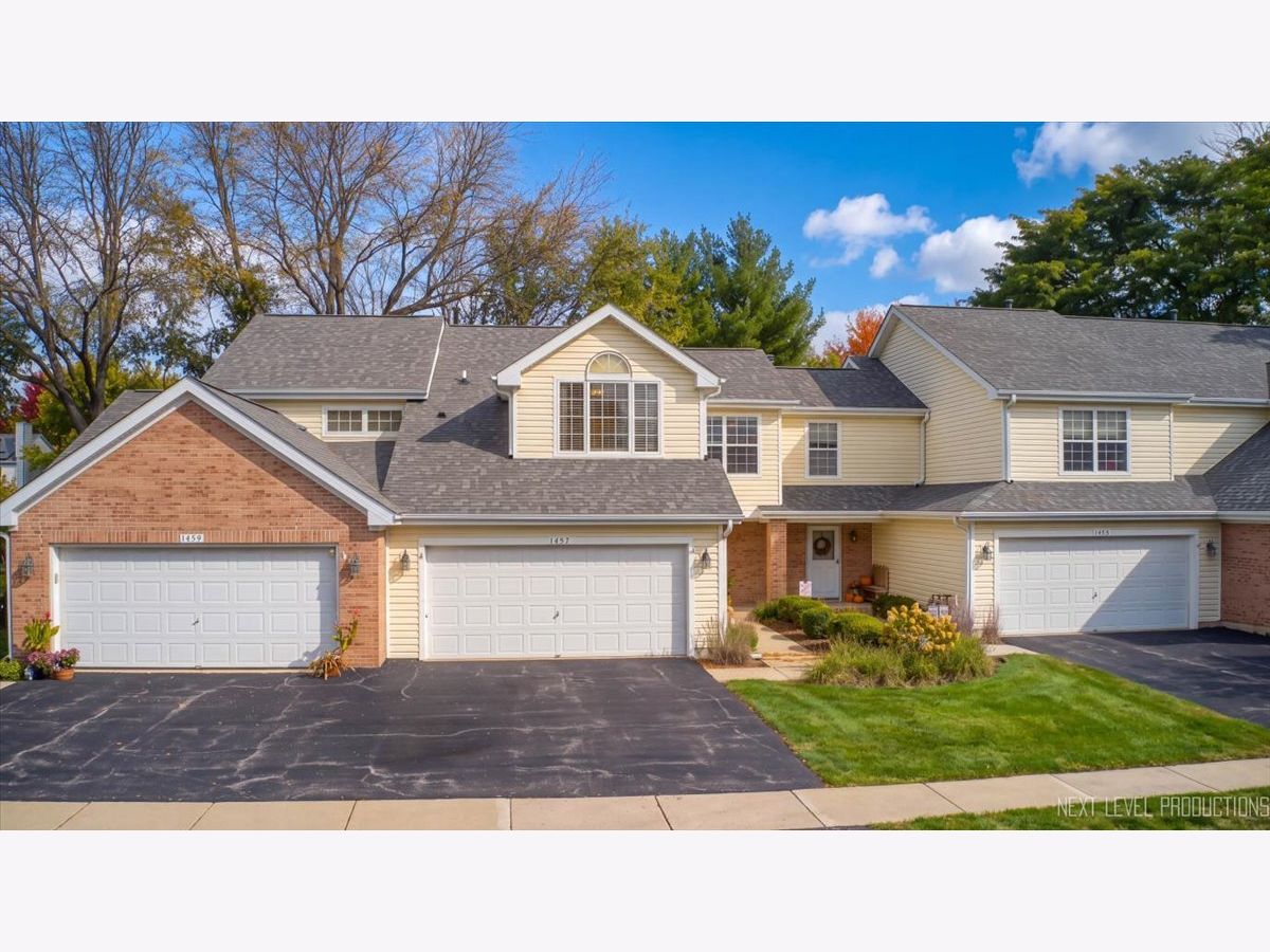  For Sale Batavia Illinois, 1457 Clybourne Street
