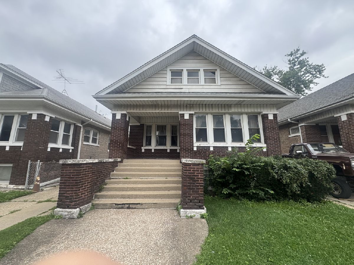  For Sale Cicero Illinois, 2322 Austin Boulevard