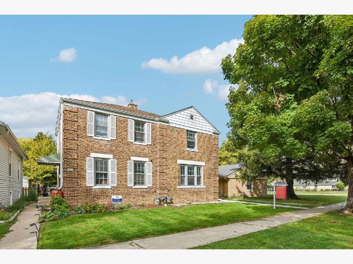  For Sale Brookfield Illinois, 4004 Oak Avenue