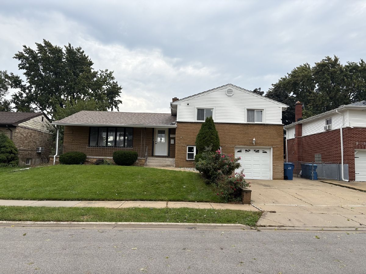 For Rent Melrose Park Illinois, 1621 Clay