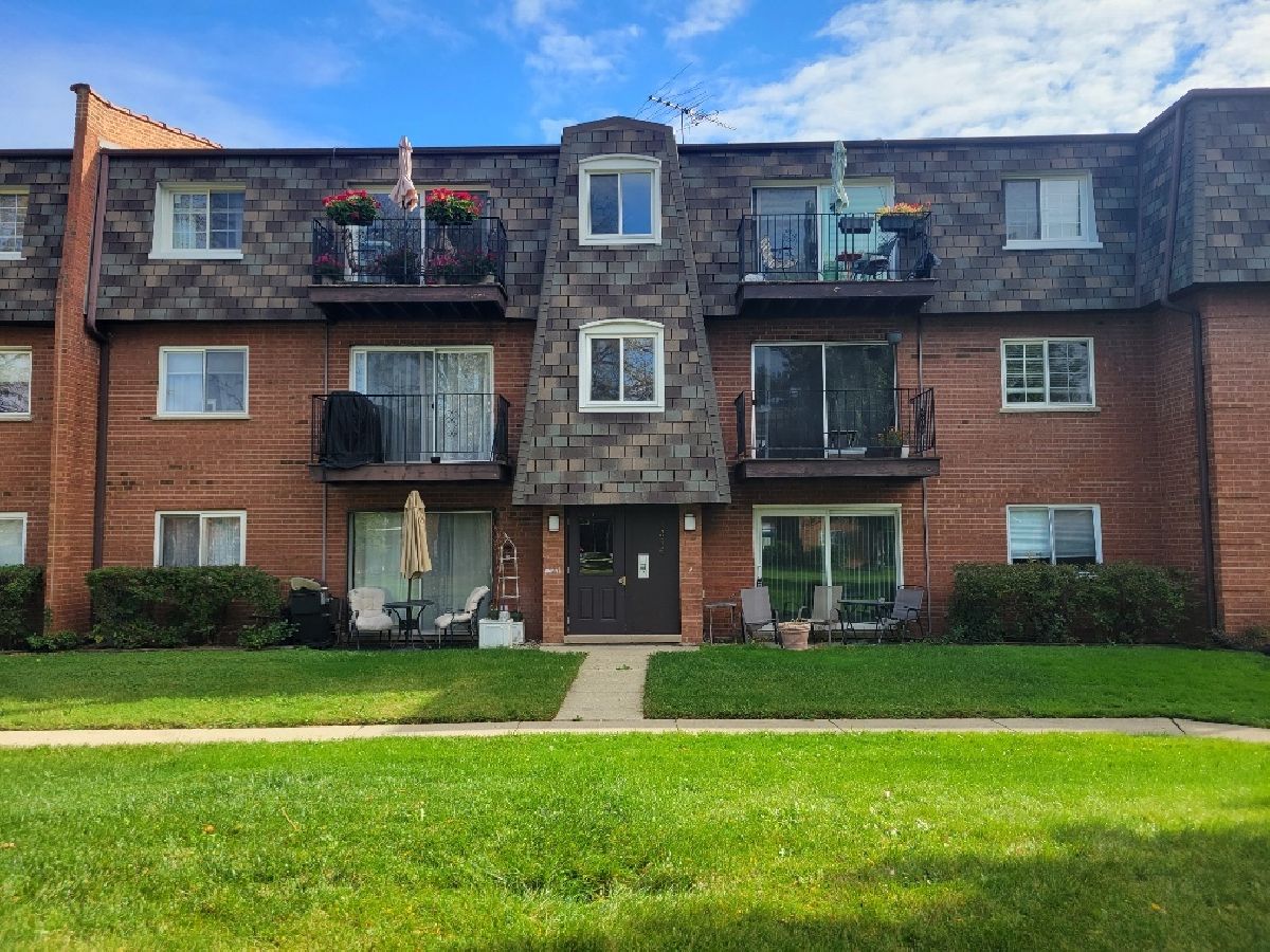  For Rent Des Plaines Illinois, 9356 Bay Colony