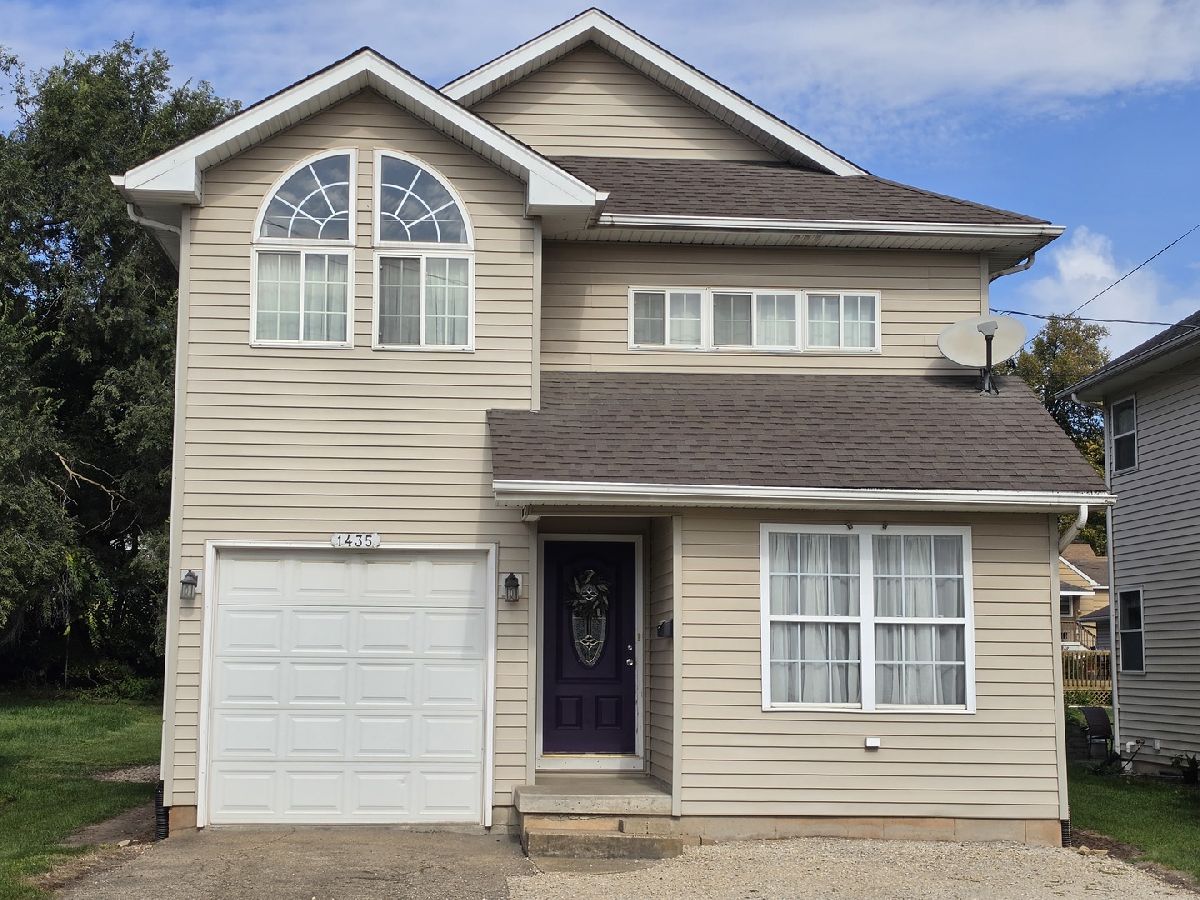  For Sale Lasalle Illinois, 1435 5th Street