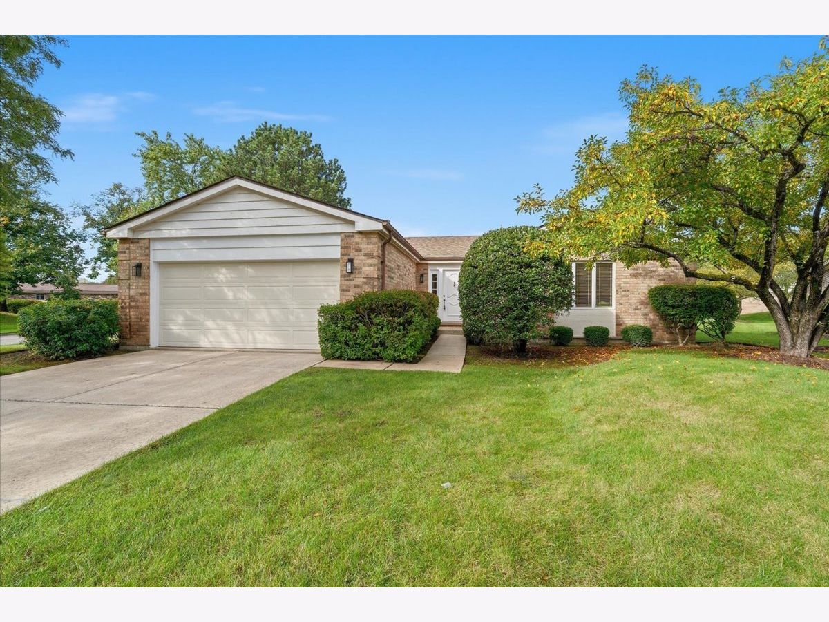  For Sale Northbrook Illinois, 4568 Lindenwood Lane