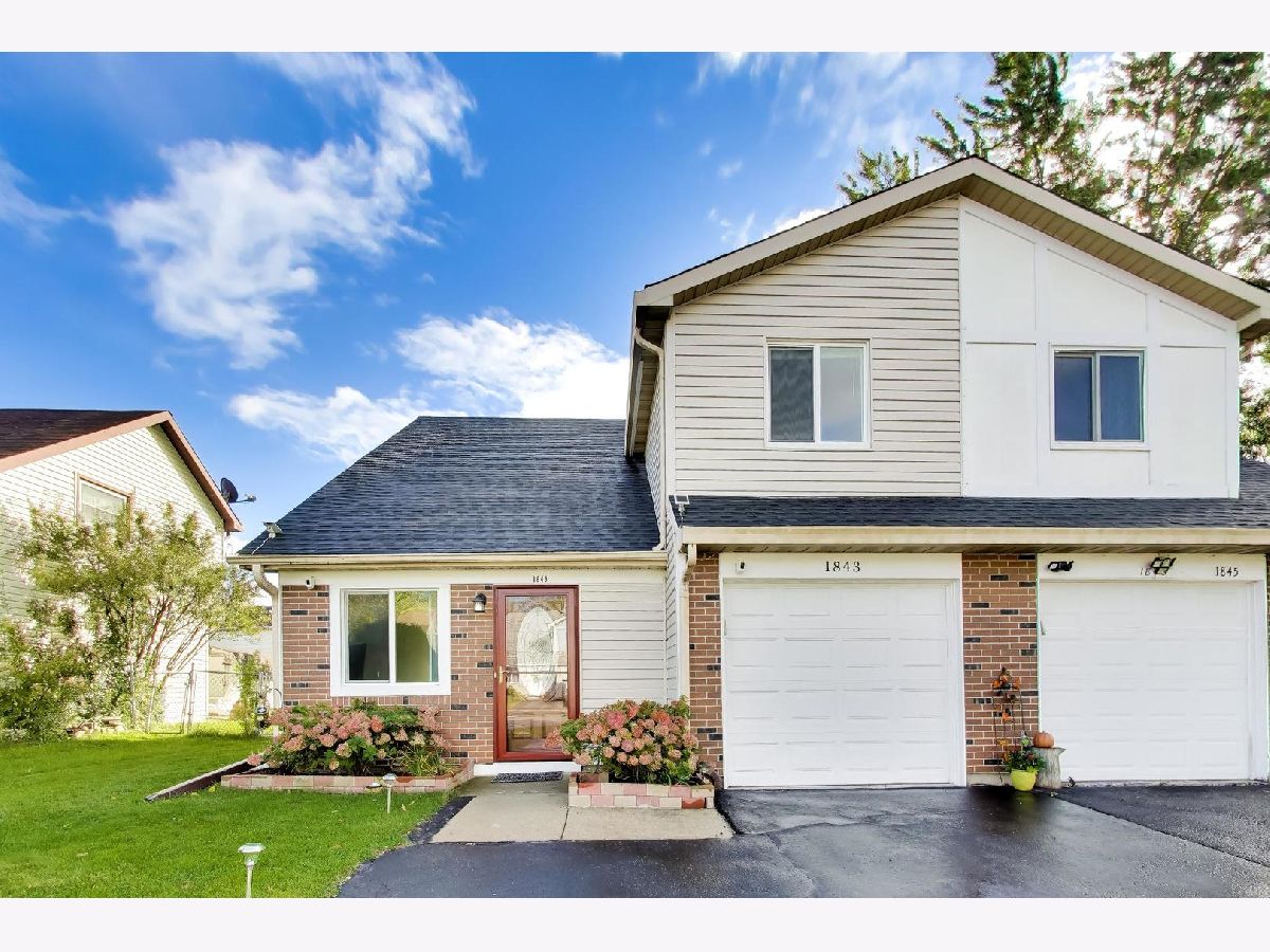  For Sale Hanover Park Illinois, 1843 Whitney Drive