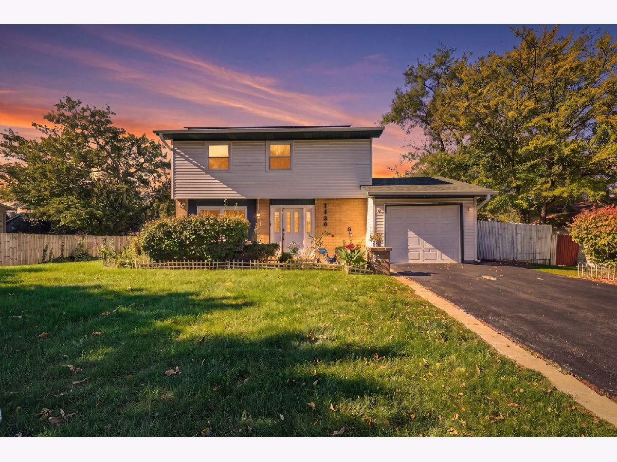  For Sale Glendale Heights Illinois, 1738 Newport Street