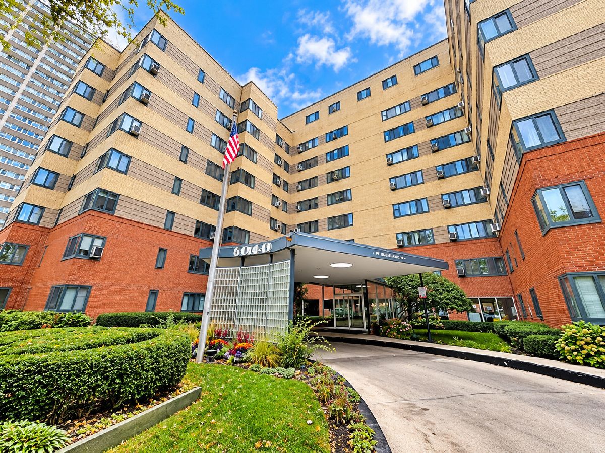  For Sale Chicago Illinois, 5056 Marine Drive