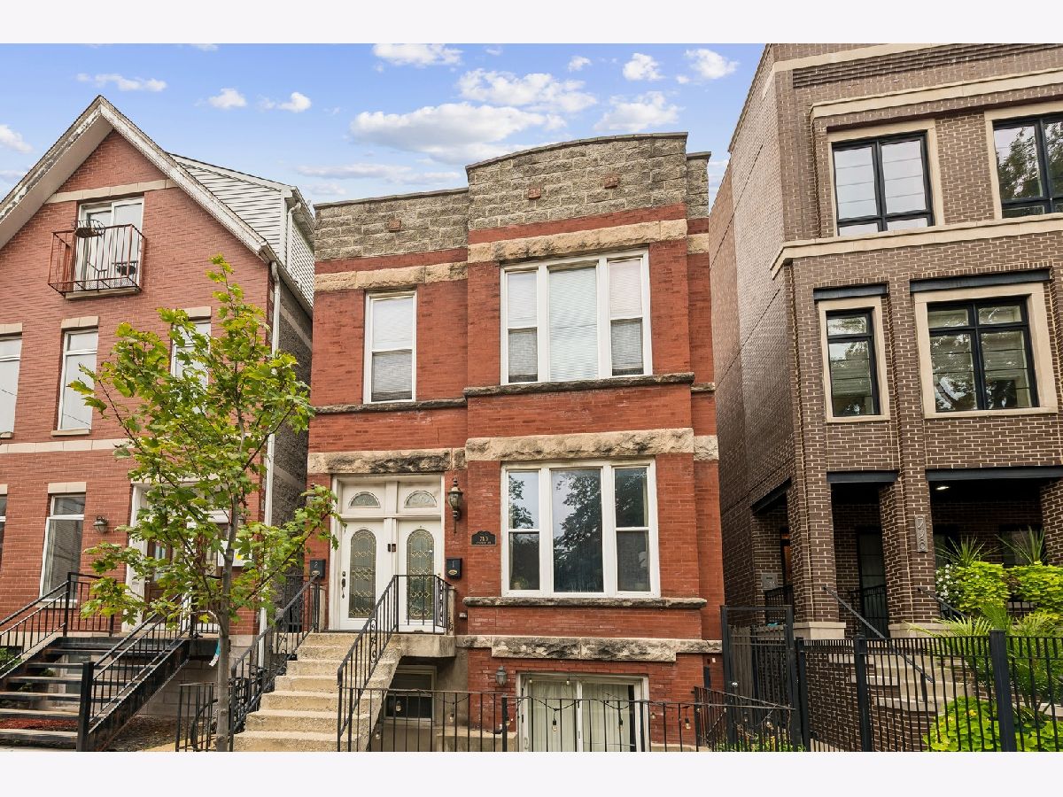  For Sale Chicago Illinois, 740 Schubert Avenue