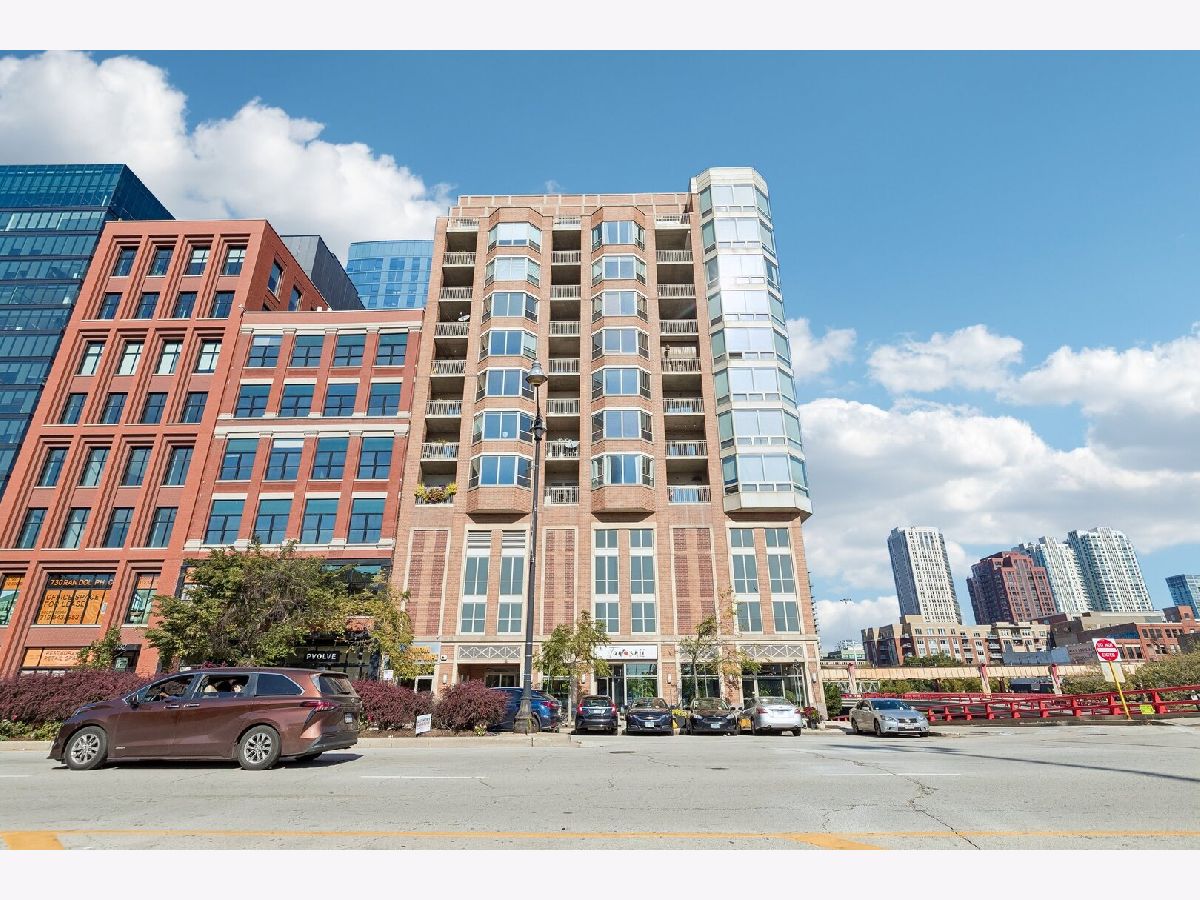  For Sale Chicago Illinois, 720 Randolph Street