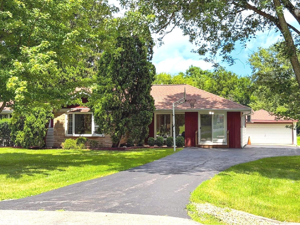  For Rent Long Grove Illinois, 7056 Osage