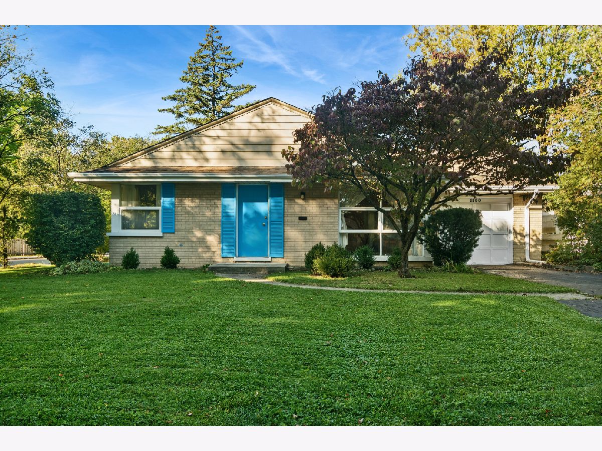  For Sale Deerfield Illinois, 1100 Oxford Road