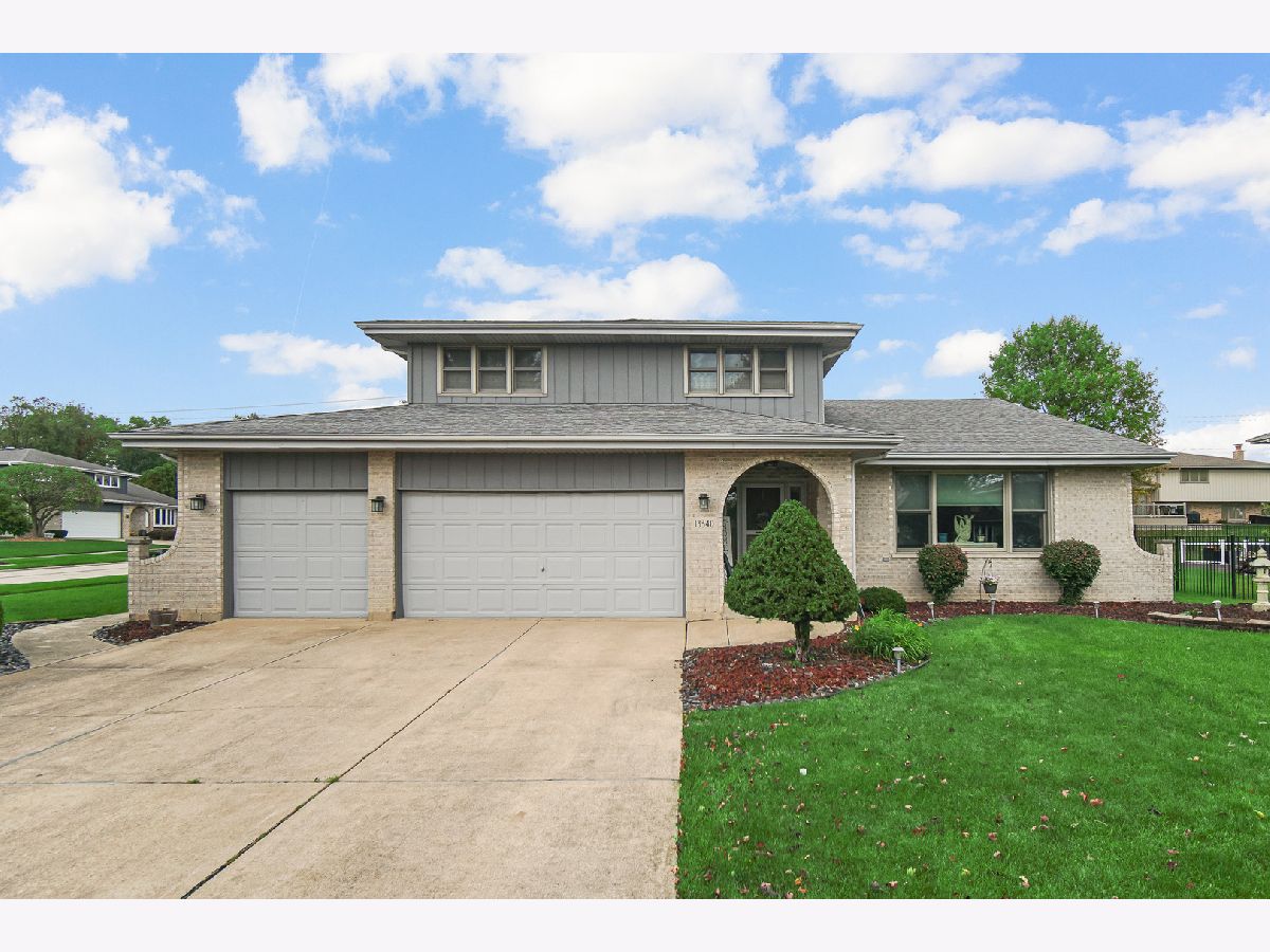  For Sale Homer Glen Illinois, 13340 Atlantic Drive