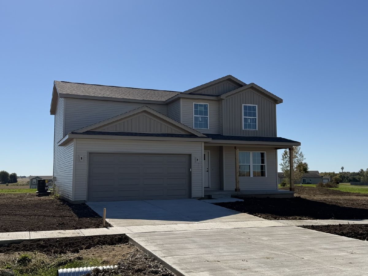  For Sale Carlock Illinois, 505 Travis Drive