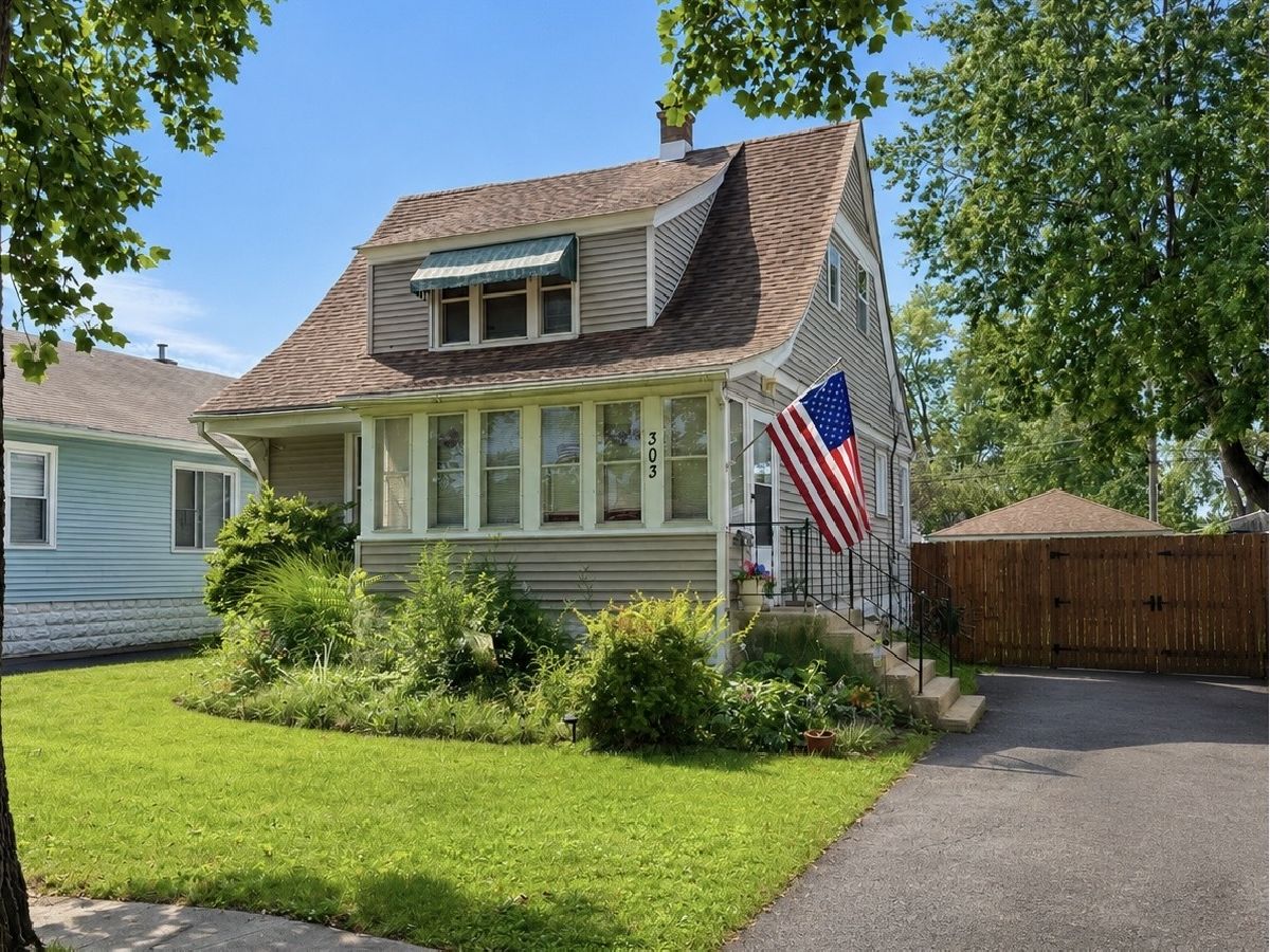  For Sale Joliet Illinois, 303 Davison Street