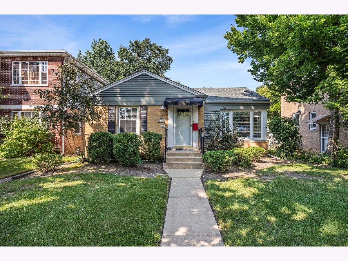  For Sale Skokie Illinois, 8130 Kilbourn Avenue