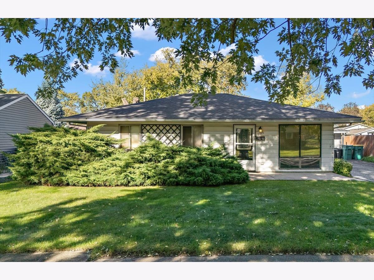  For Sale Joliet Illinois, 2715 Campbell Street