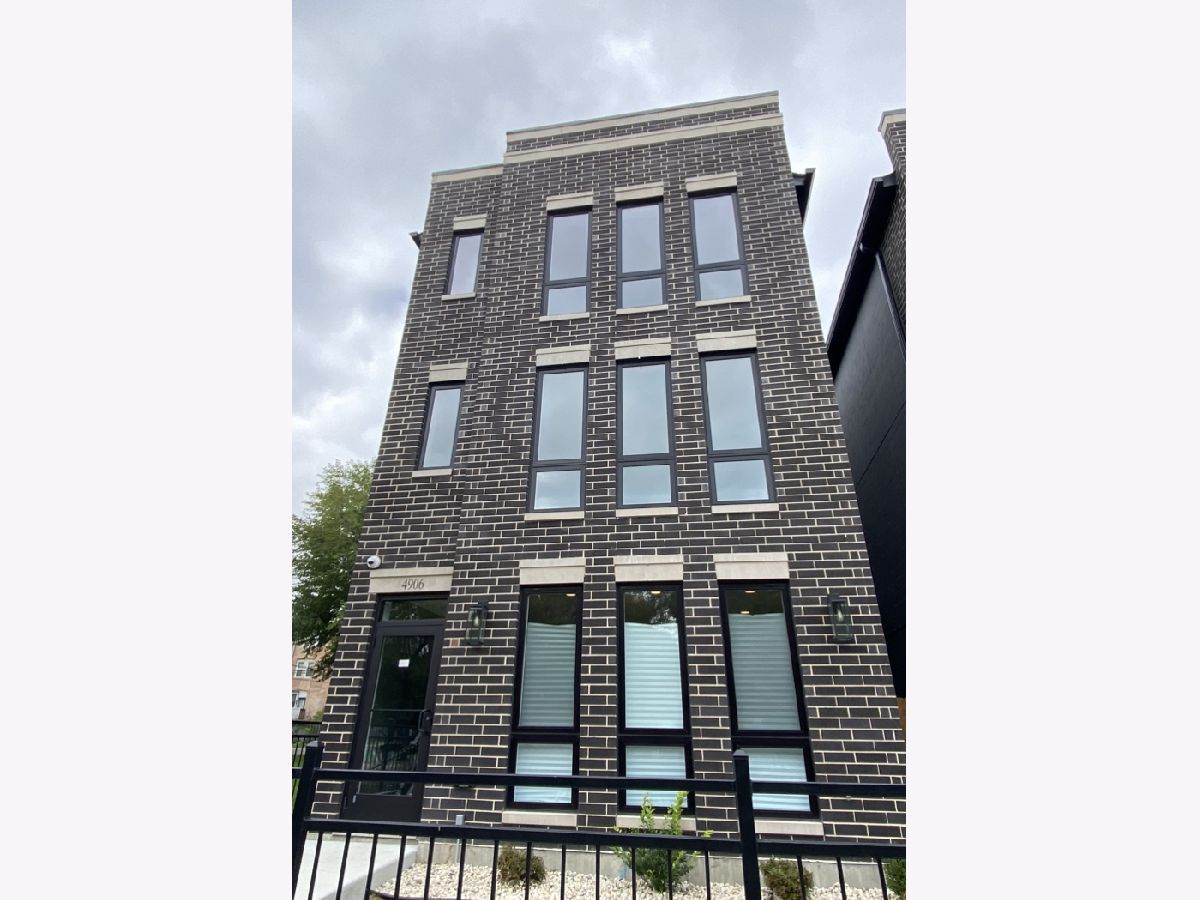  For Rent Chicago Illinois, 4906 Saint Lawrence