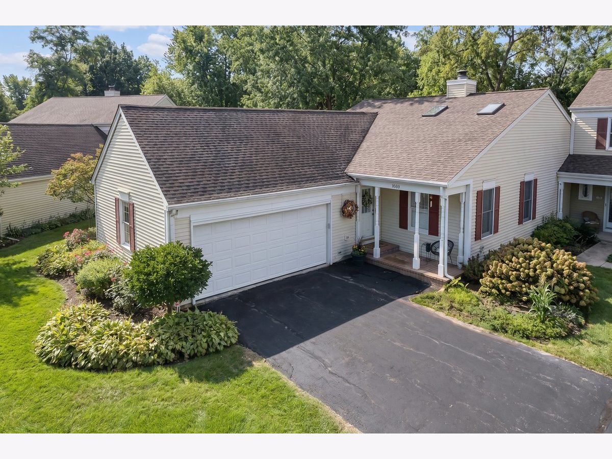  For Rent Naperville Illinois, 1069 Devonshire