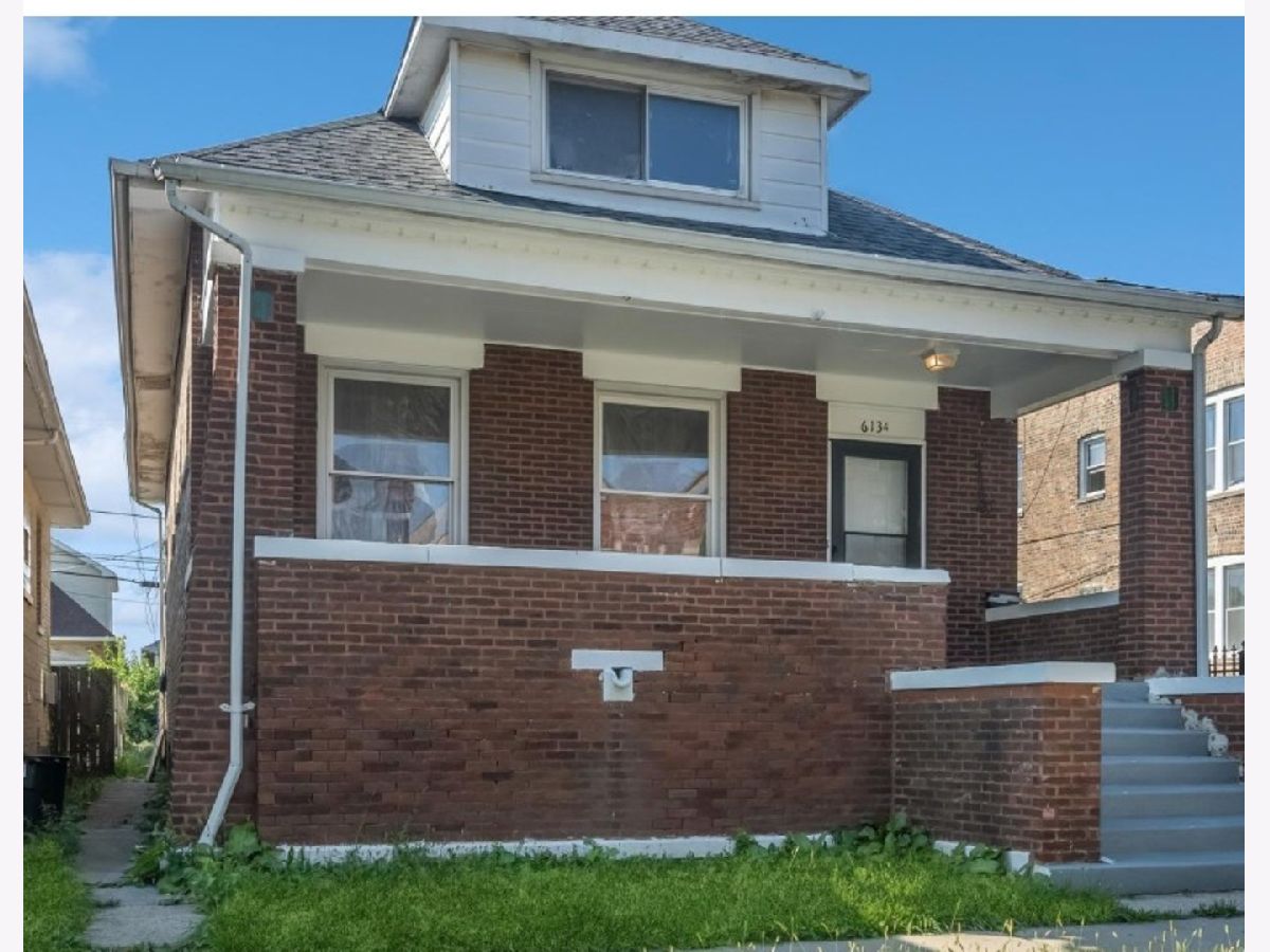  For Sale Chicago Illinois, 6134 Campbell Avenue