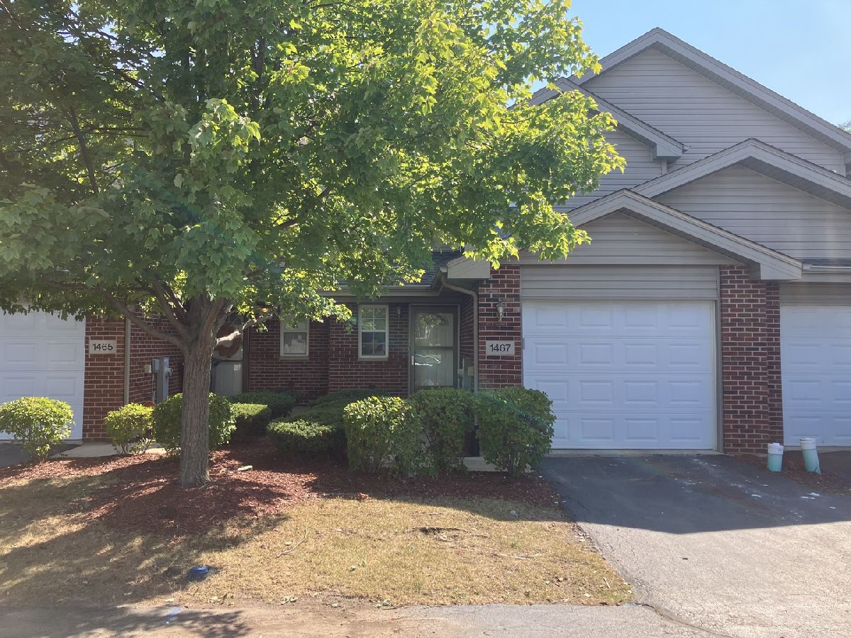 For Rent Crest Hill Illinois, 1467 Berta