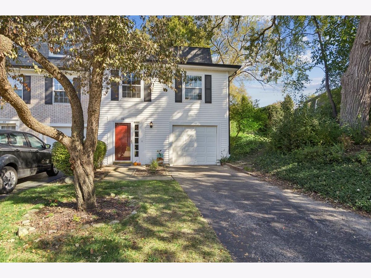  For Sale Cary Illinois, 26 Hickory Lane