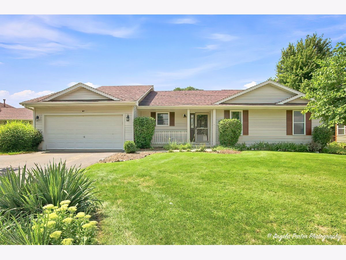  For Sale Mchenry Illinois, 419 Wimbleton Trail