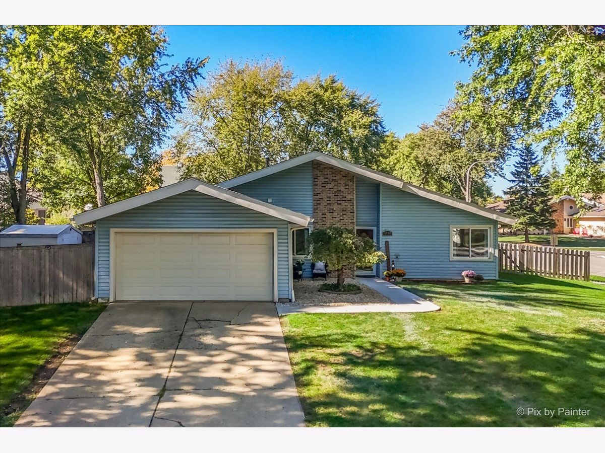 Homes & Townhomes For Sale Greenbrook Hanover Park Illinois, 5892 Chatsworth Court