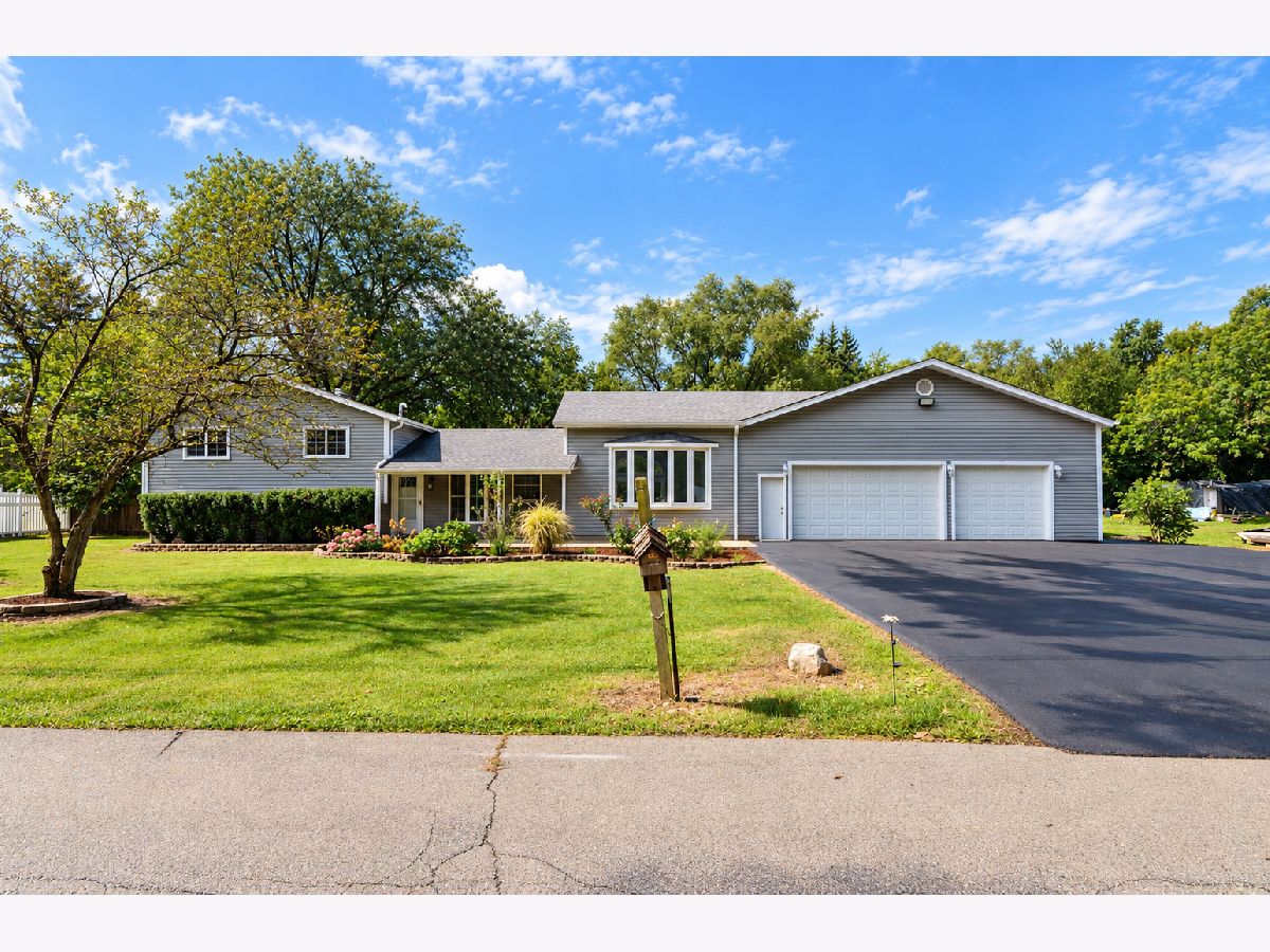  For Sale Roselle Illinois, 5N712 Garden Avenue