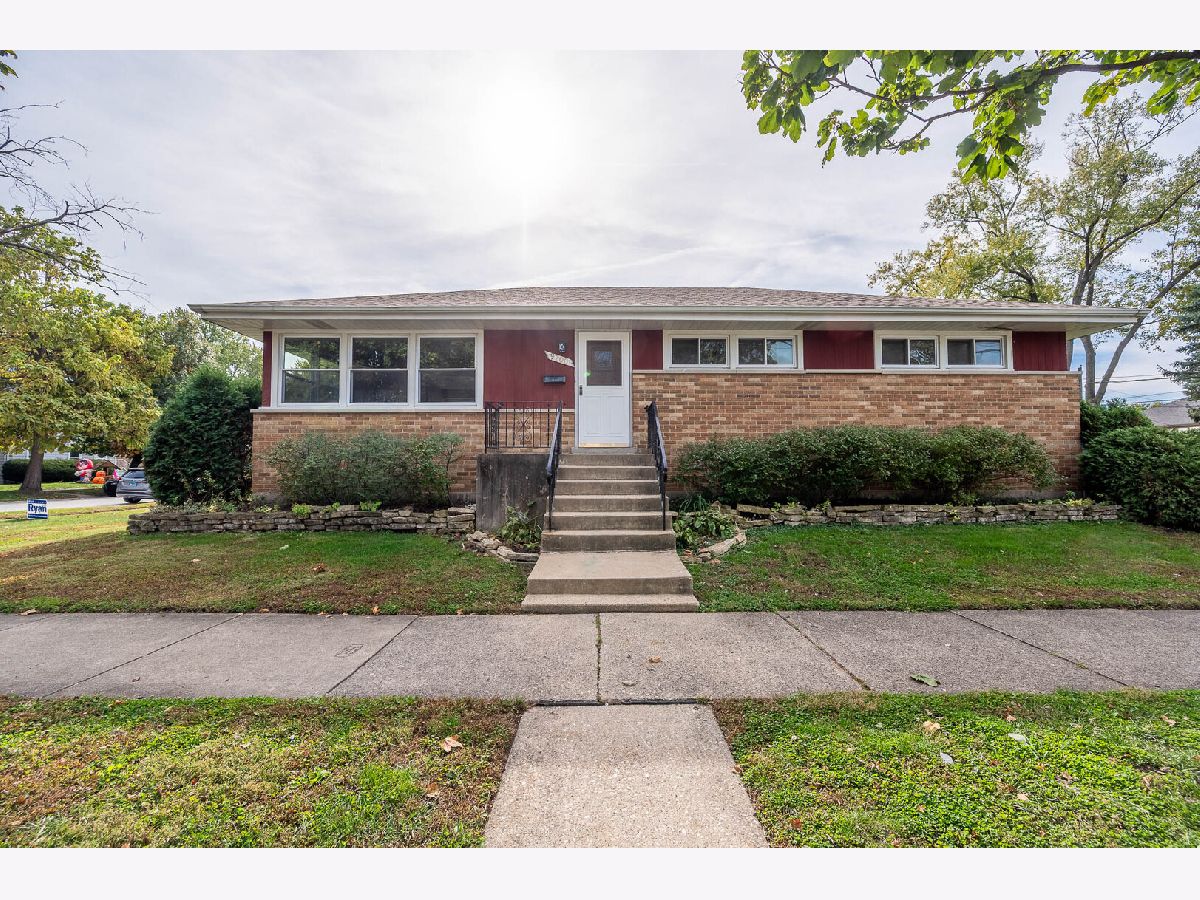  For Sale Oak Lawn Illinois, 9700 51st Avenue