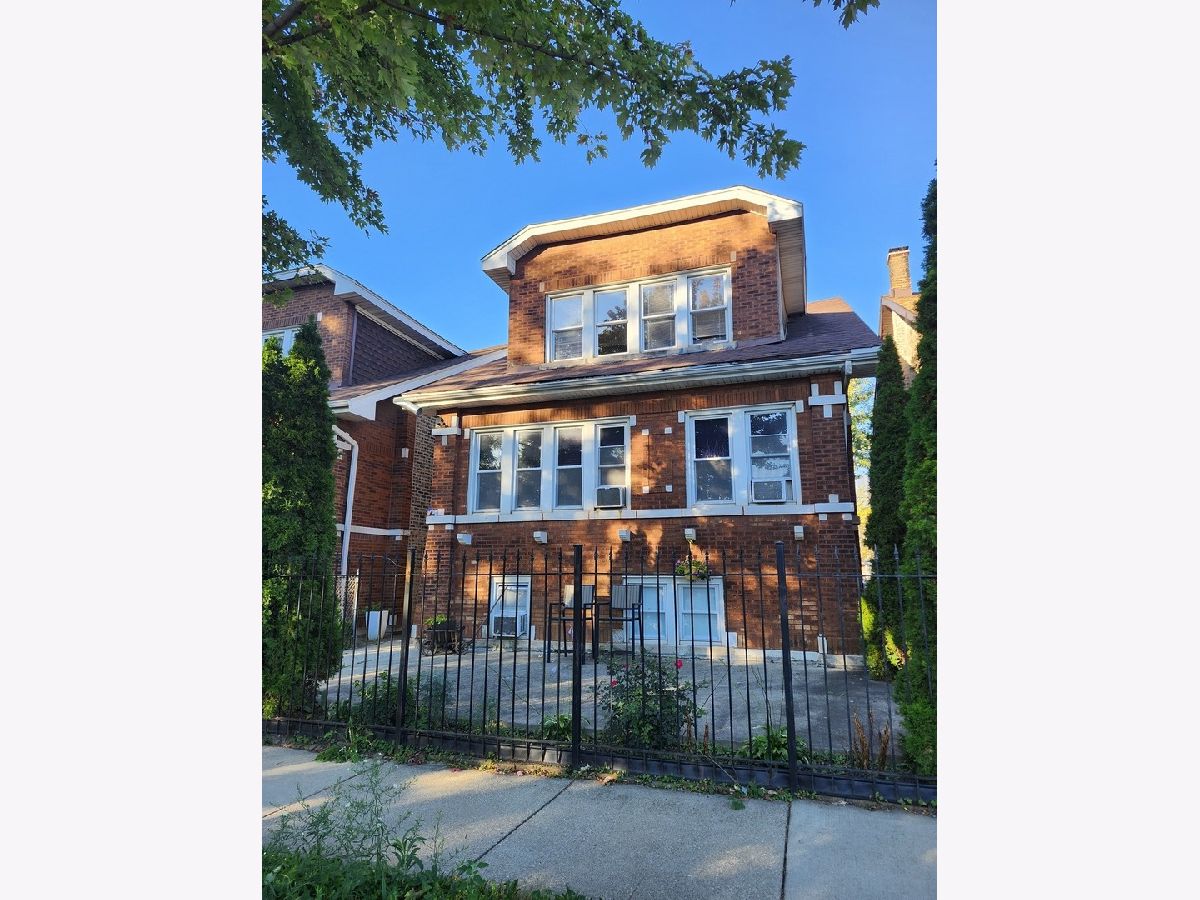  Rented Chicago Illinois, 836 Kedvale