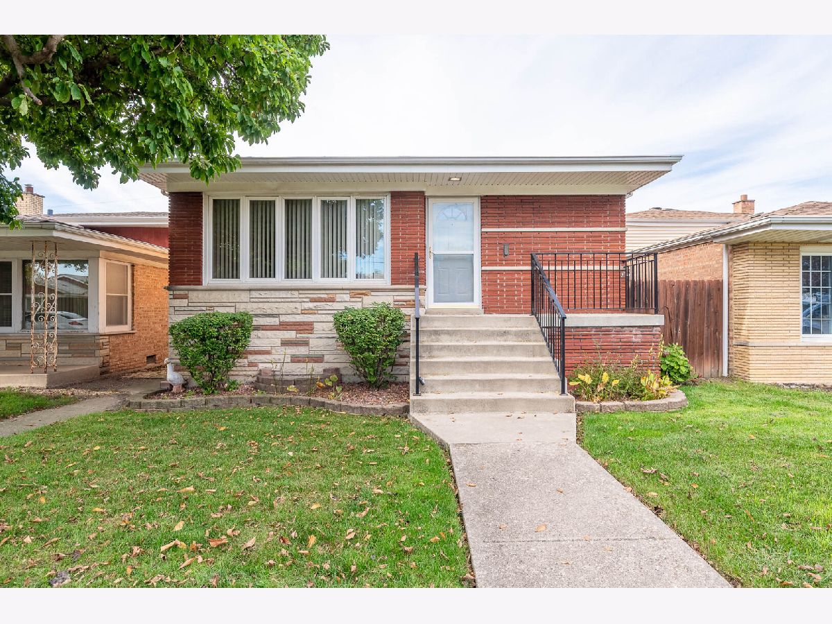  For Sale Chicago Illinois, 8414 Kostner Avenue