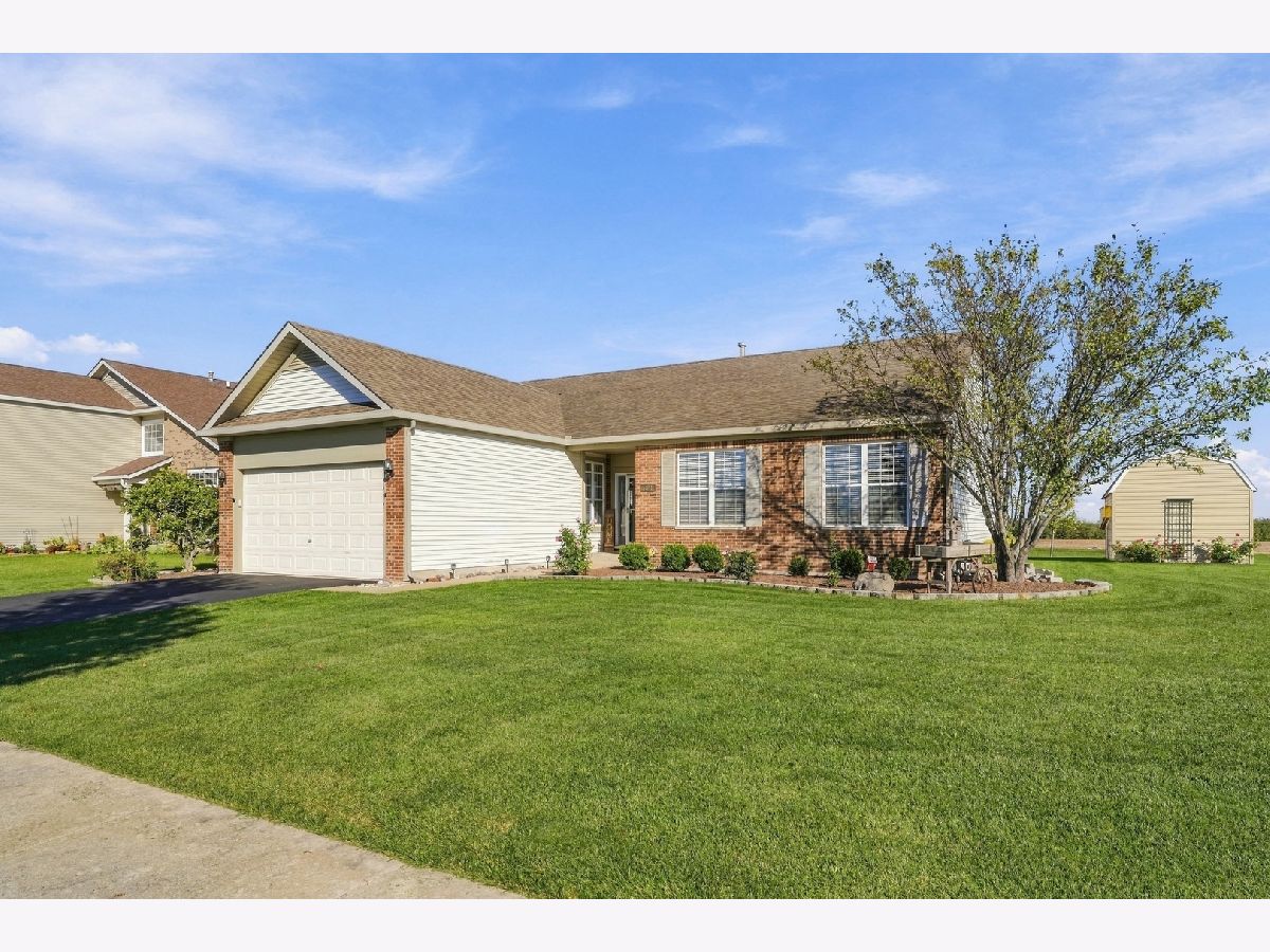  For Sale Beecher Illinois, 1821 Monhegan Avenue