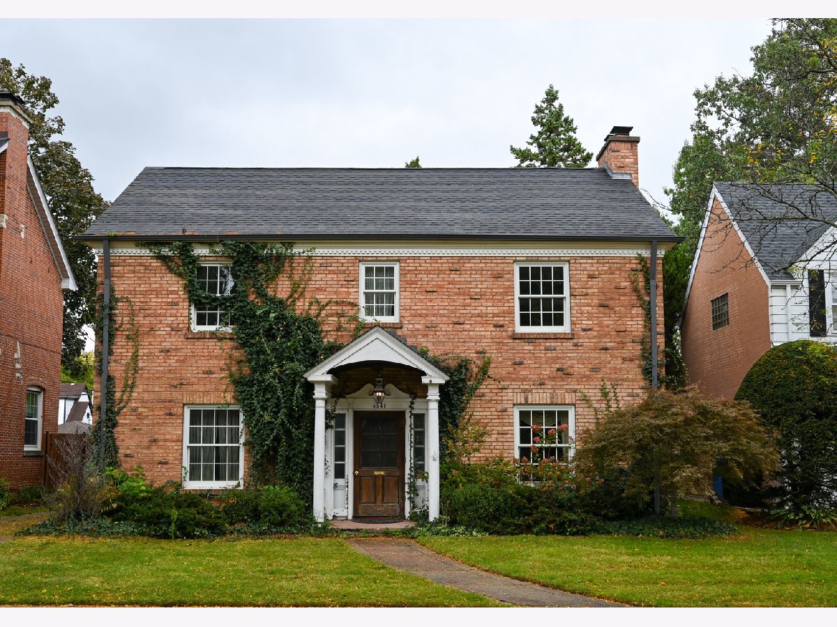  For Sale Chicago Illinois, 6681 Sioux Avenue