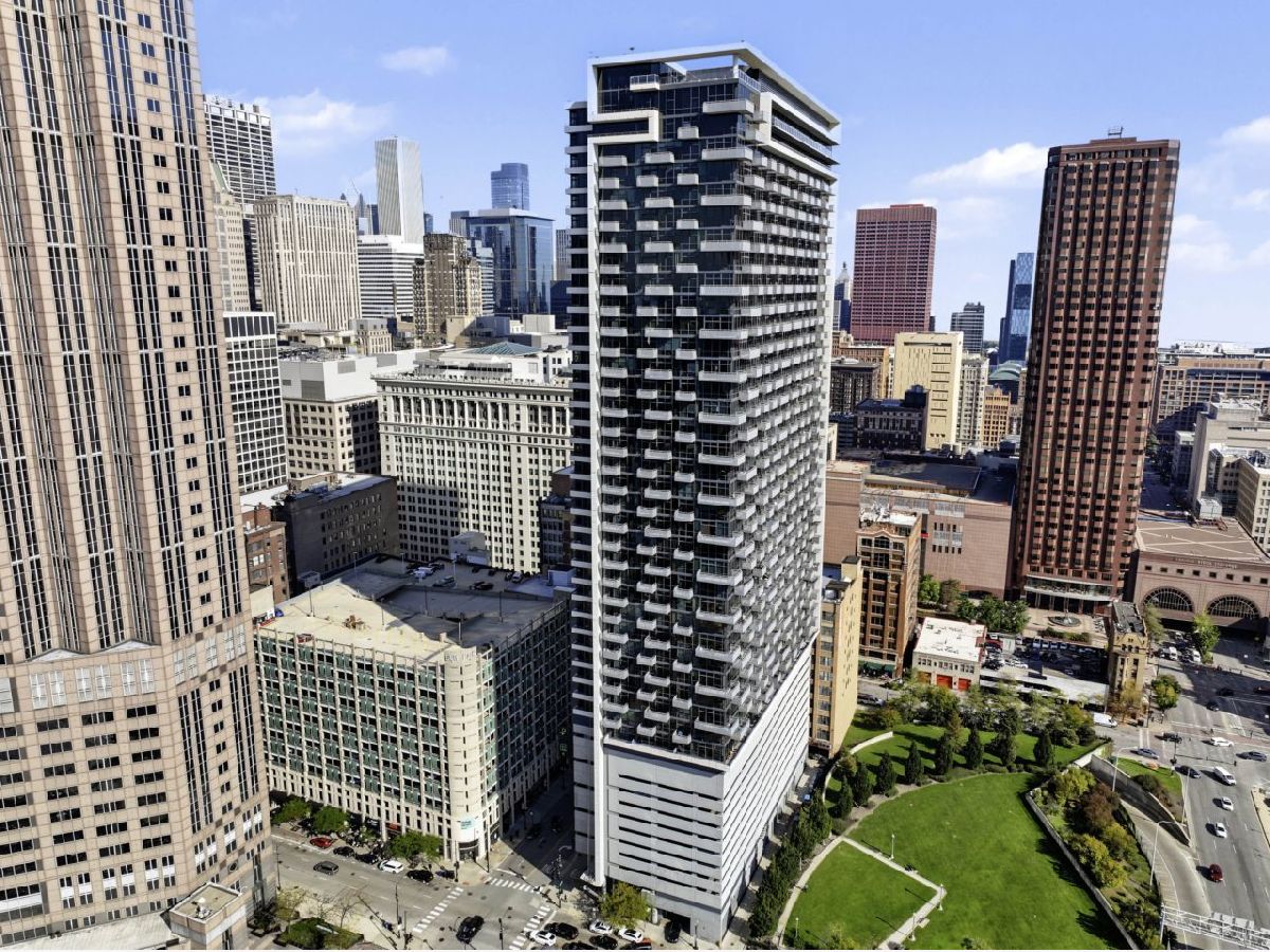  For Rent Chicago Illinois, 235 Van Buren