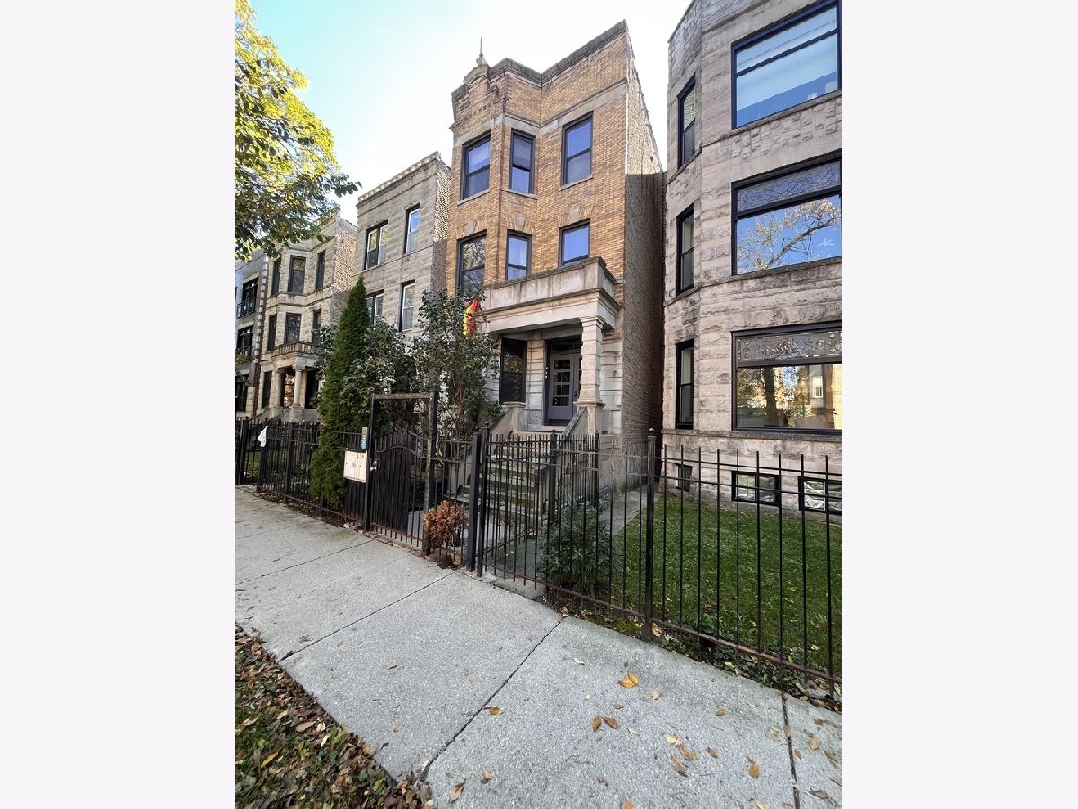  For Rent Chicago Illinois, 2857 Shakespeare
