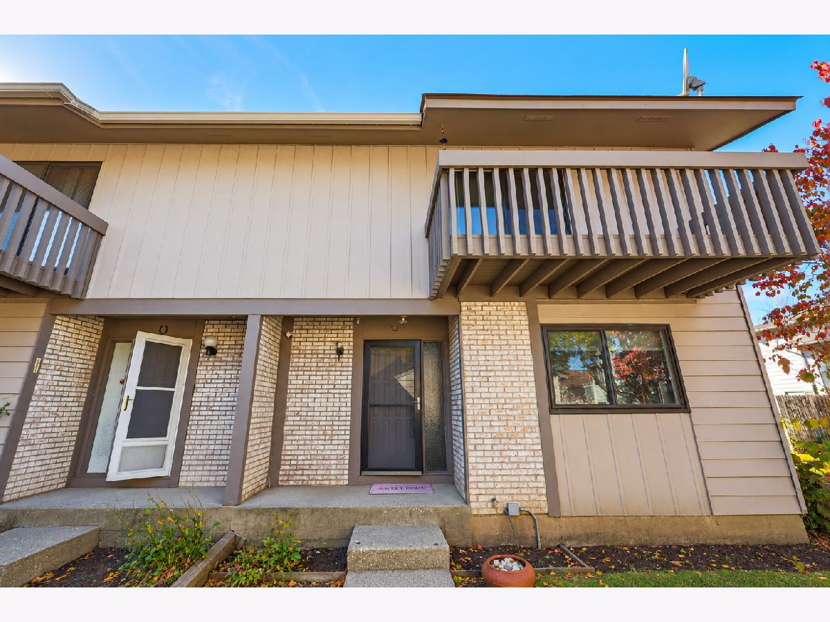  For Sale Vernon Hills Illinois, 826 Hughes Place