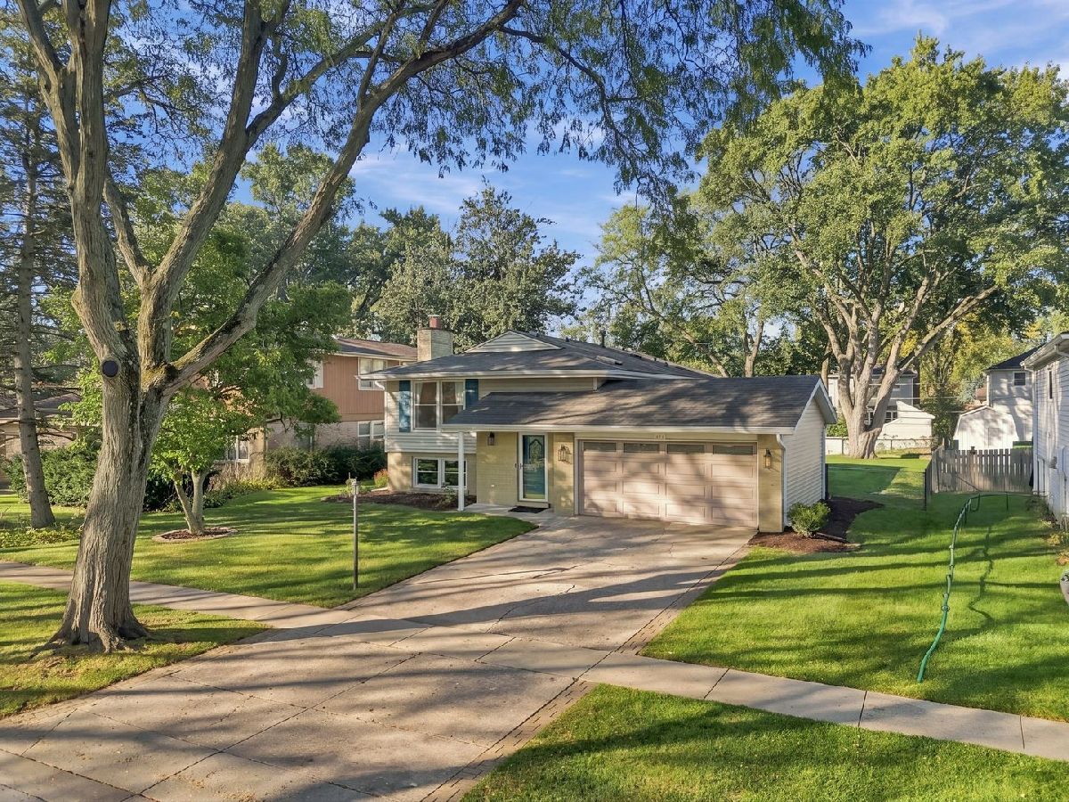  For Sale Mount Prospect Illinois, 1708 Mura Lane