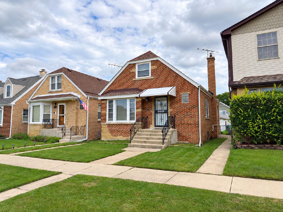  For Sale Chicago Illinois, 5461 New England Avenue