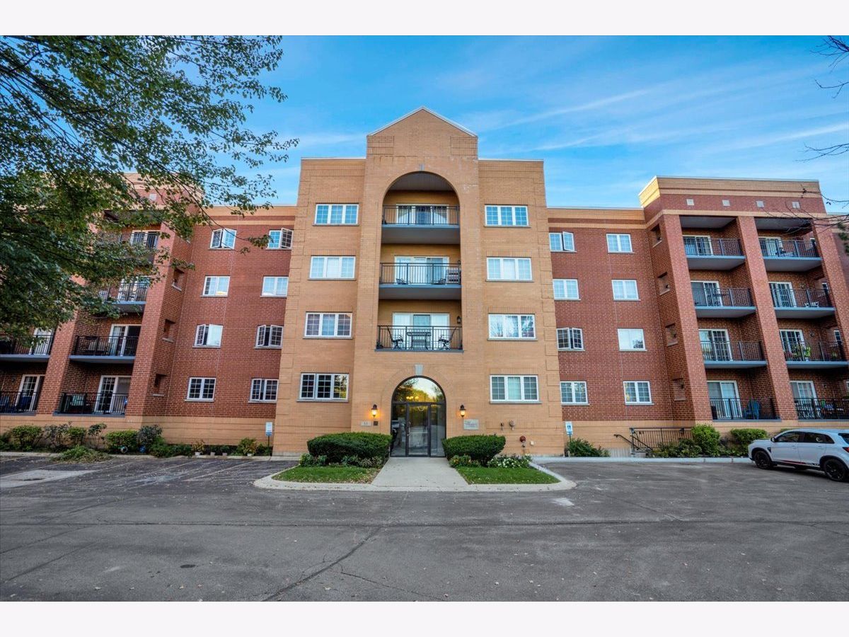  For Sale Palatine Illinois, 55 Hale Street