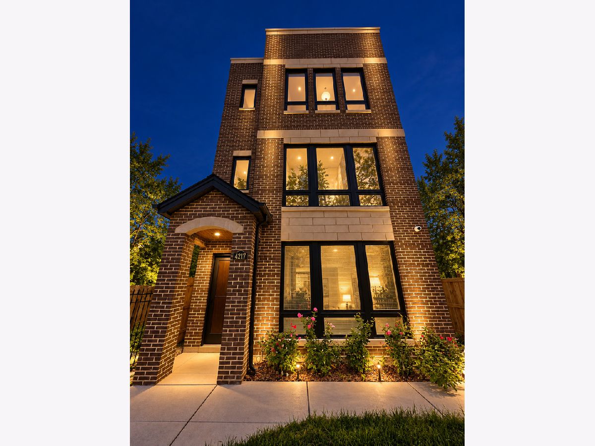  For Sale Chicago Illinois, 4217 Indiana Avenue