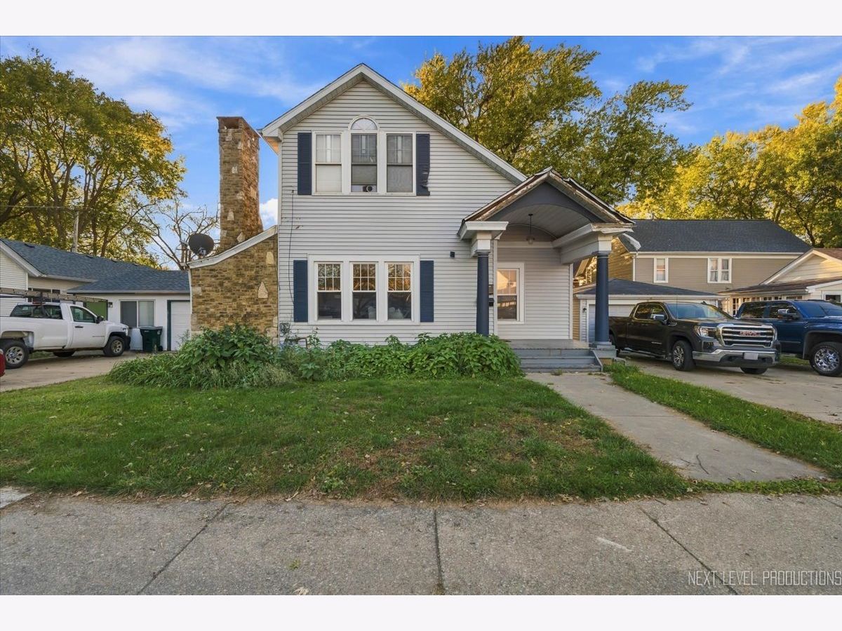  For Sale Batavia Illinois, 9 Van Buren Street