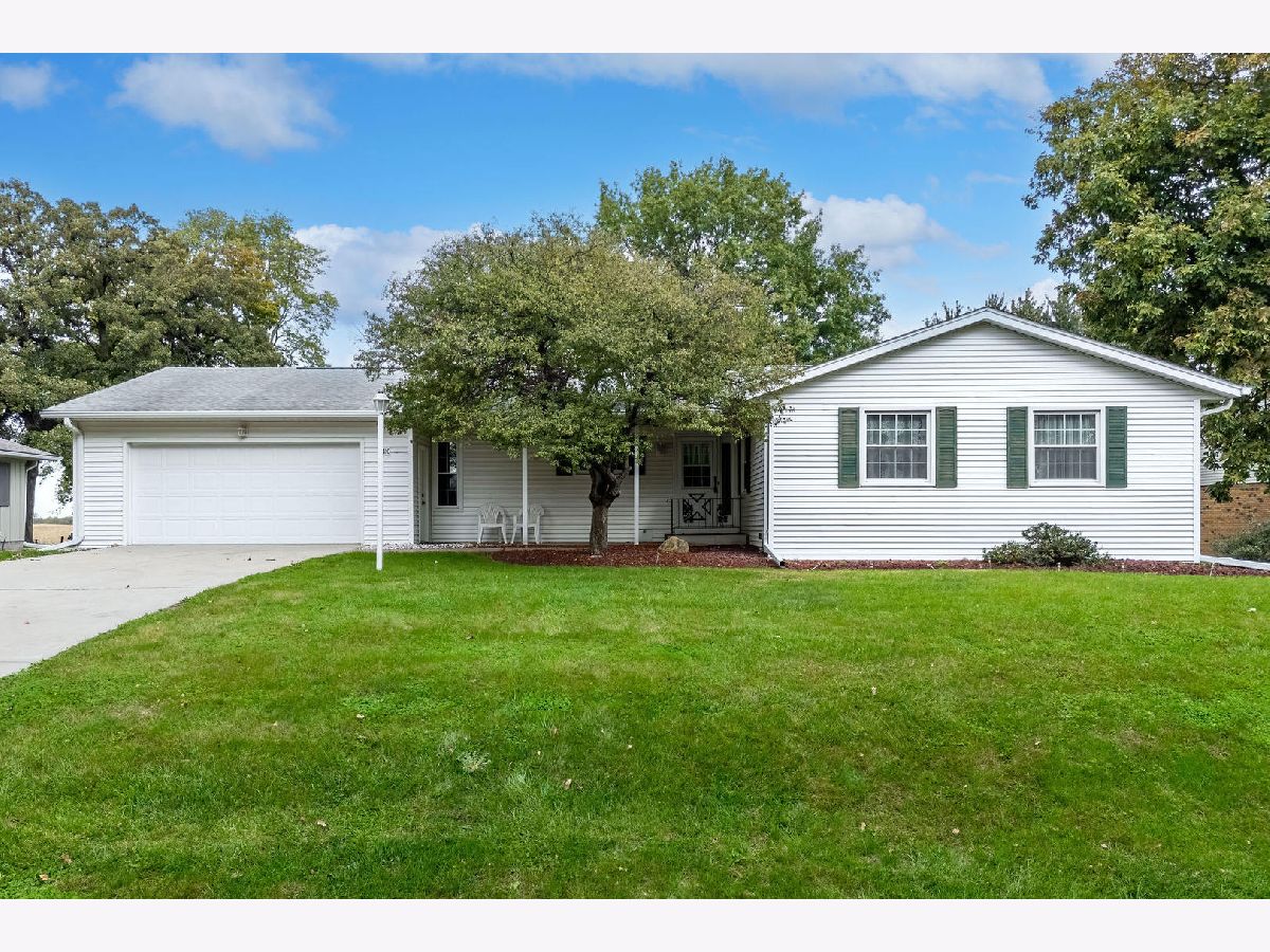  For Sale Geneseo Illinois, 410 Ridge Drive